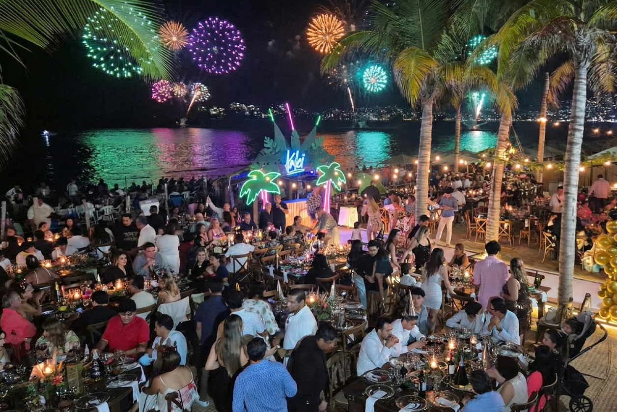 Fiesta de Año Nuevo 2026 en la playa de Acapulco con cena y baile